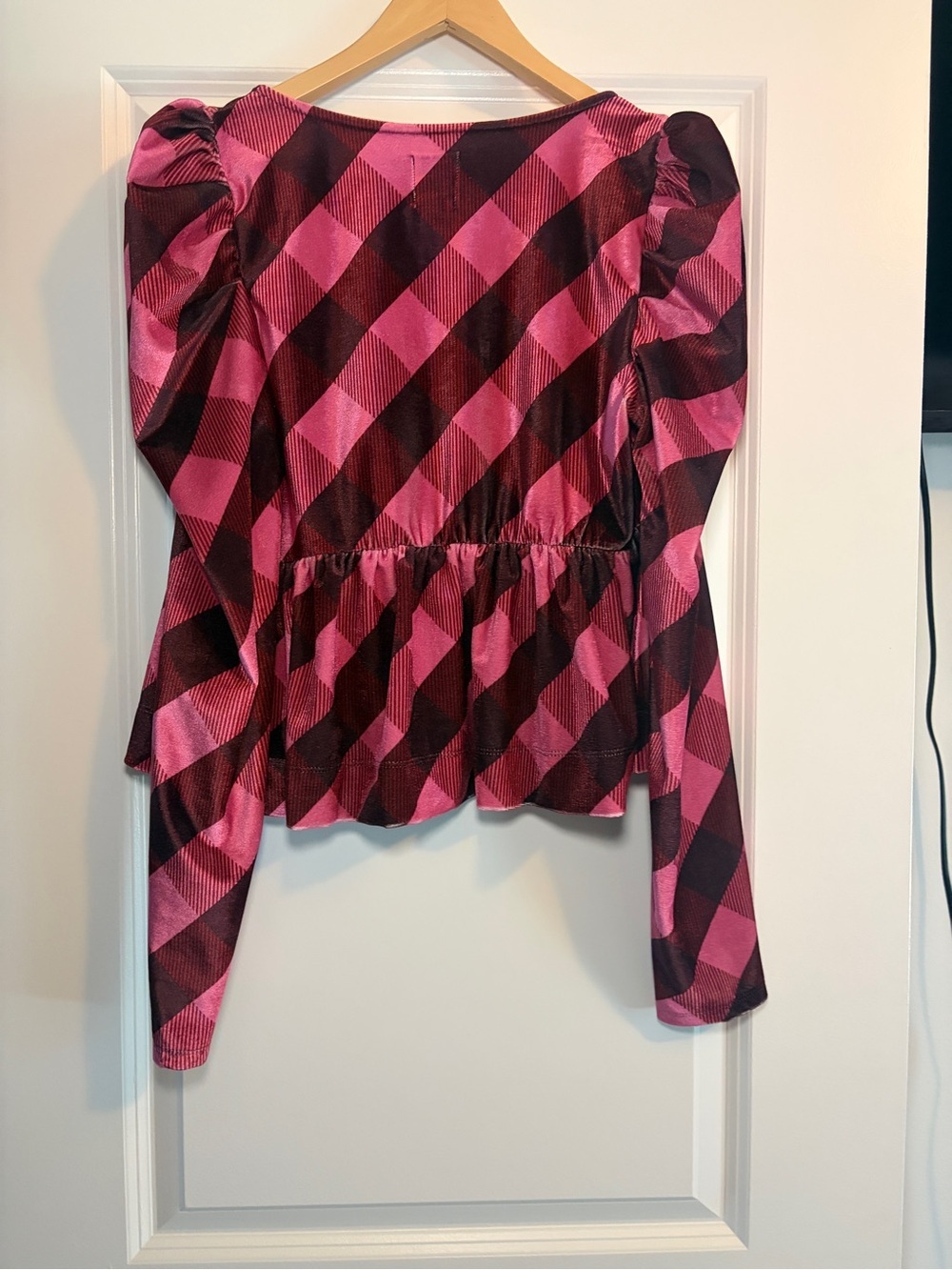 Anthropologie Maeve | Pink Plaid Striped Puff Sleeve V-Neck Blouse - Picture 5 of 8